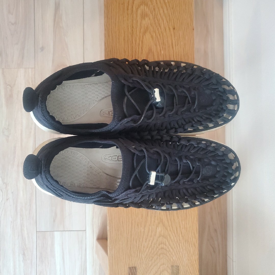 KEEN(キーン)のKEEN UNEEK02★27.5センチ BLACK メンズの靴/シューズ(スニーカー)の商品写真