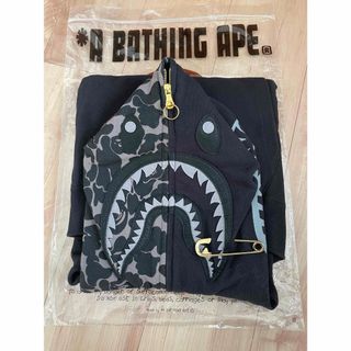 アベイシングエイプ(A BATHING APE)の【最終値下】BAPE シャーク アベイシングエイプ ジャムホームメイド パーカー(パーカー)