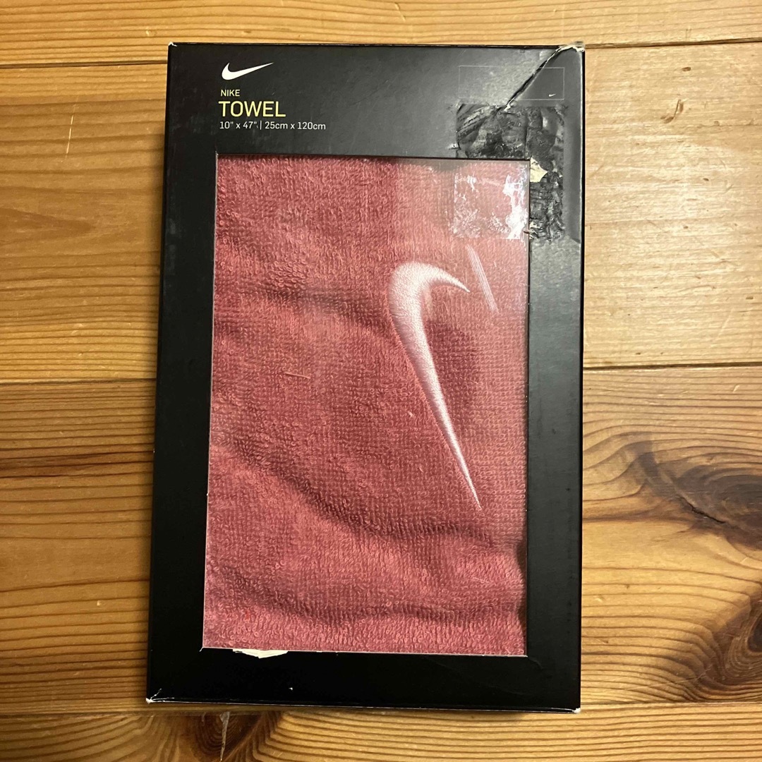 NIKE(ナイキ)のナイキ　スポーツタオル スポーツ/アウトドアのトレーニング/エクササイズ(トレーニング用品)の商品写真