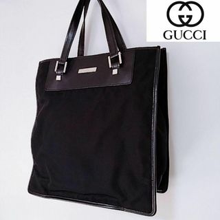 グッチ(Gucci)の美品　グッチ　GUCCI　ビジネス　ハンドバッグ　ブラック　ナイロン　大容量(トートバッグ)