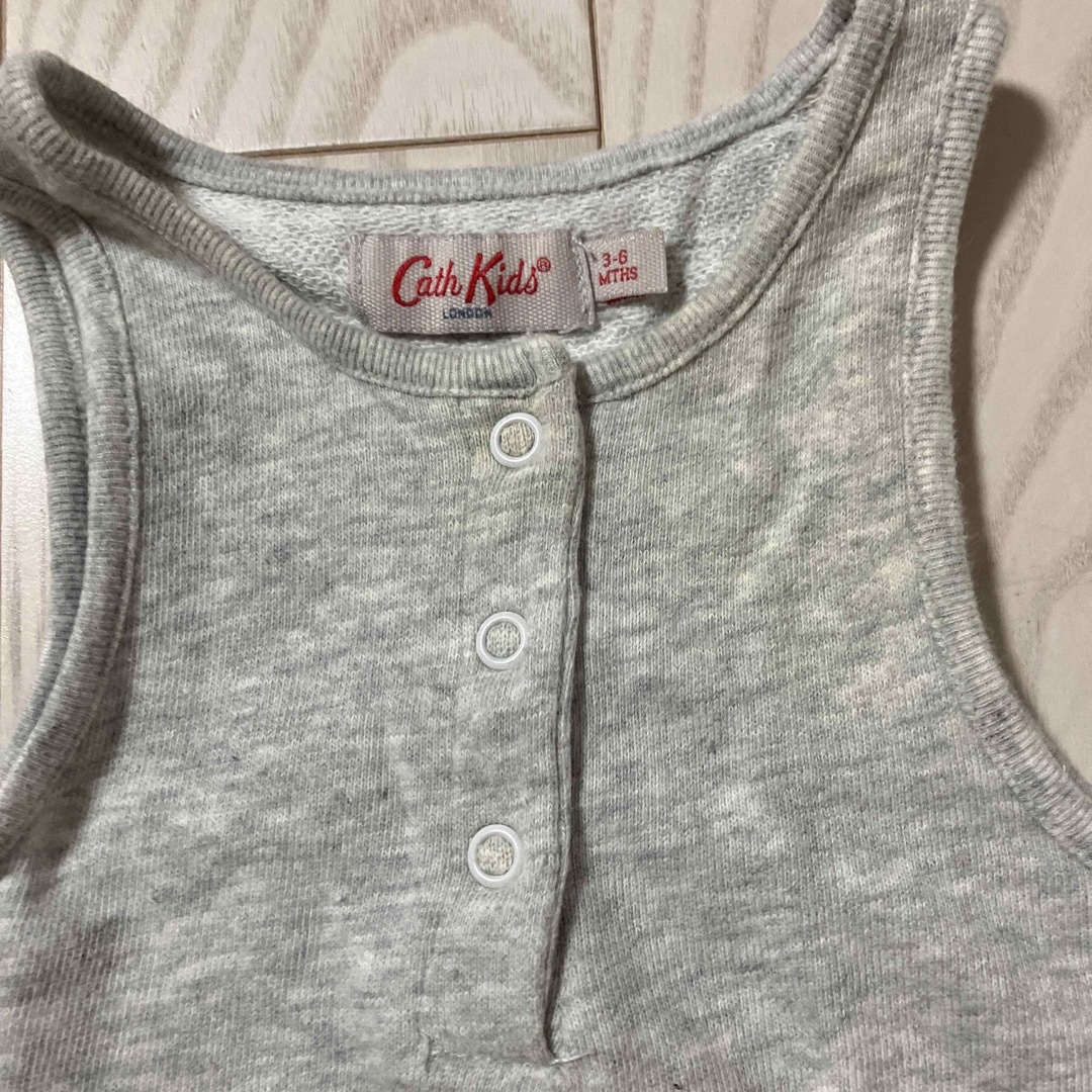 Cath Kidston(キャスキッドソン)のCath Kids  3〜6ヶ月サイズ キッズ/ベビー/マタニティのベビー服(~85cm)(カバーオール)の商品写真