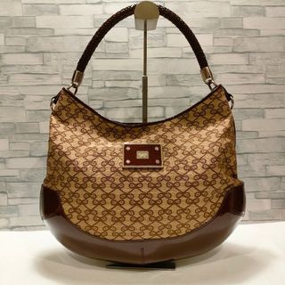 ANYA HINDMARCH(トートバッグ)のフリマアイテム一覧 ANYA HINDMARCH(トートバッグ)のフリマアイテム一覧