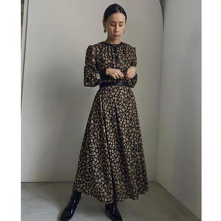 アメリヴィンテージ(Ameri VINTAGE)の【サチ様専用】MIA VINTAGE FLOWER DRESS(ロングワンピース/マキシワンピース)