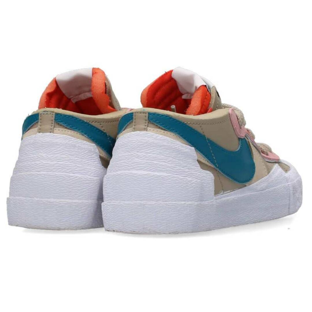 NIKE(ナイキ)のナイキ  KAWS BLAZER LOW REED DM7901-200 カウズブレザーロースニーカー メンズ 26.5cm メンズの靴/シューズ(スニーカー)の商品写真