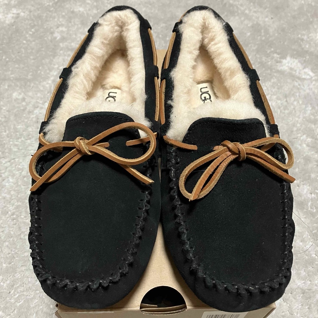 【新品】アグー UGGモカシン  シープスキン 純粋羊ファー ダコダ　23cm