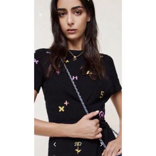 CHANEL(花柄 ・ ニット/セーター)のフリマアイテム一覧 CHANEL(花柄 ・ ニット/セーター)のフリマアイテム一覧