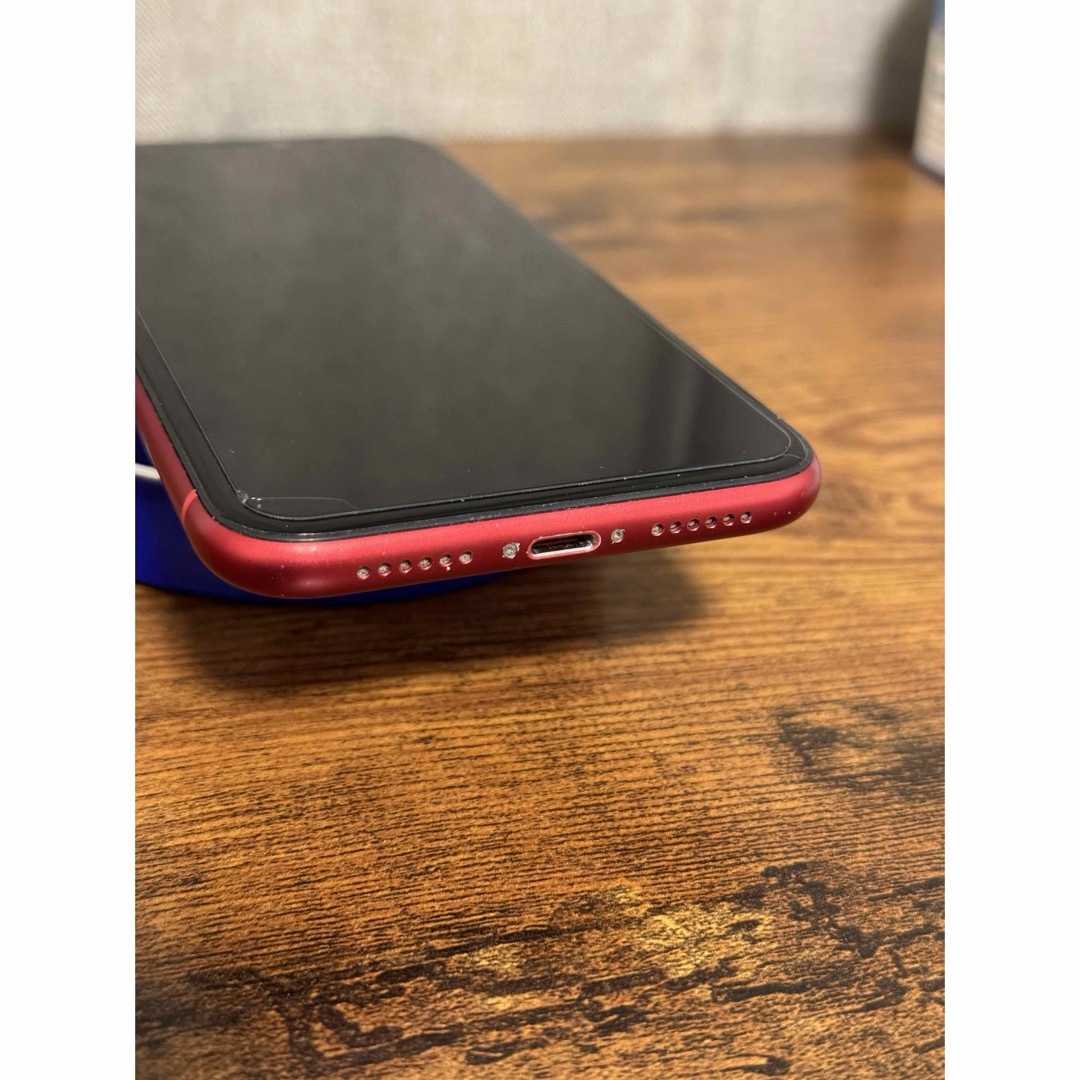 iPhone(アイフォーン)のiPhone11 256GB レッド スマホ/家電/カメラのスマートフォン/携帯電話(スマートフォン本体)の商品写真