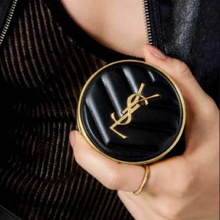 イヴサンローランボーテ(Yves Saint Laurent Beaute)の【新品】サンローラン アンクル ド ポー クッションファンデ　ミニサイズ　5g(ファンデーション)