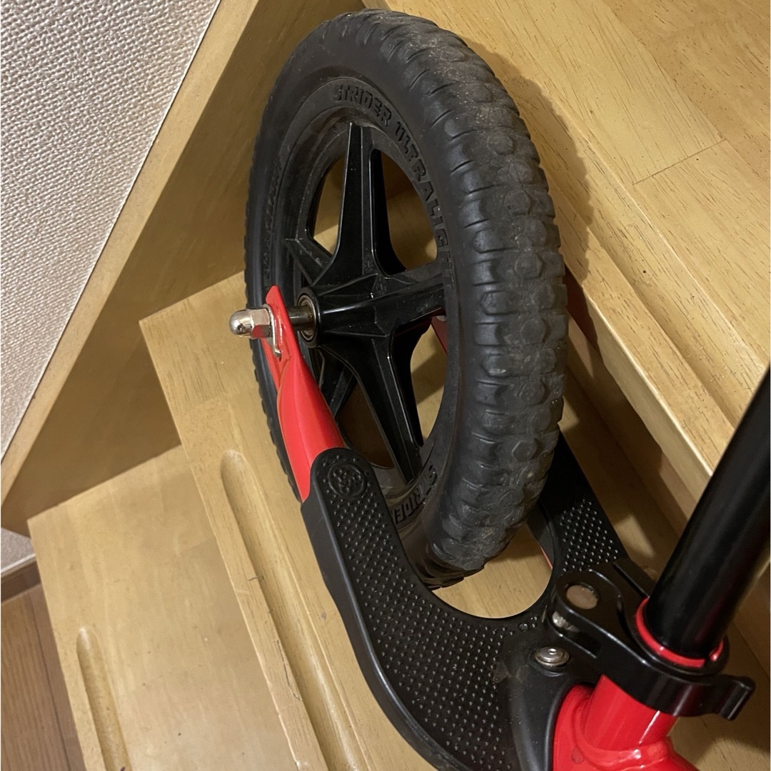 STRIDA(ストライダ)のストライダー　スポーツタイプ　正規品 キッズ/ベビー/マタニティの外出/移動用品(自転車)の商品写真