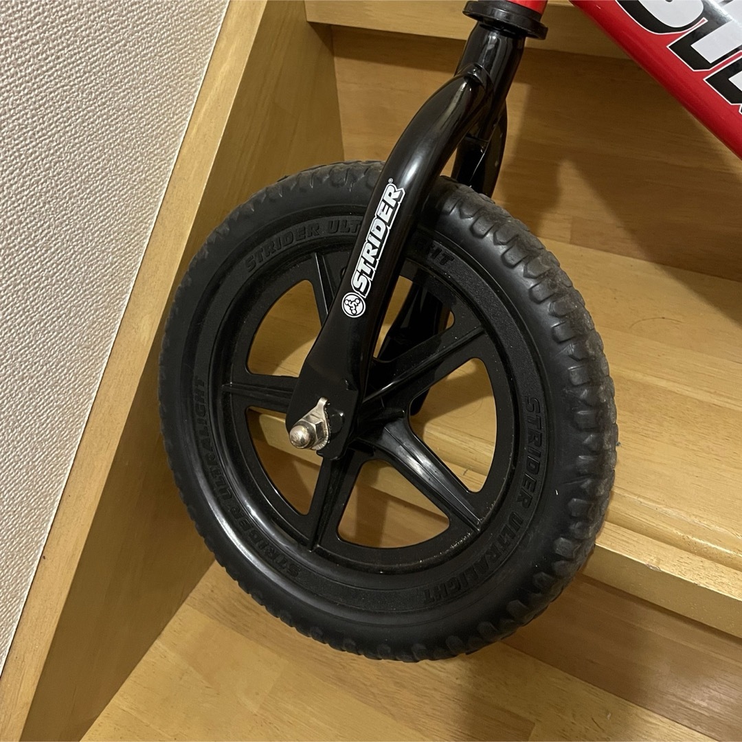 STRIDA(ストライダ)のストライダー　スポーツタイプ　正規品 キッズ/ベビー/マタニティの外出/移動用品(自転車)の商品写真