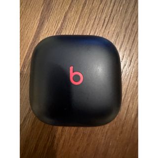 ビーツ(Beats)の【美品】Beats Fit Pro  充電ケースのみ(ヘッドフォン/イヤフォン)