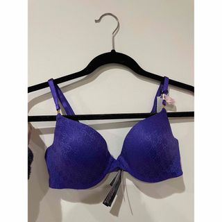 ヴィクトリアズシークレット(Victoria's Secret)のVictoria's Secret プッシュアップブラ32D(D70)(ブラ)