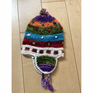 チチカカ(titicaca)のカラフル耳当て付きニット帽　チチカカ  エスニック　チャイハネ(帽子)