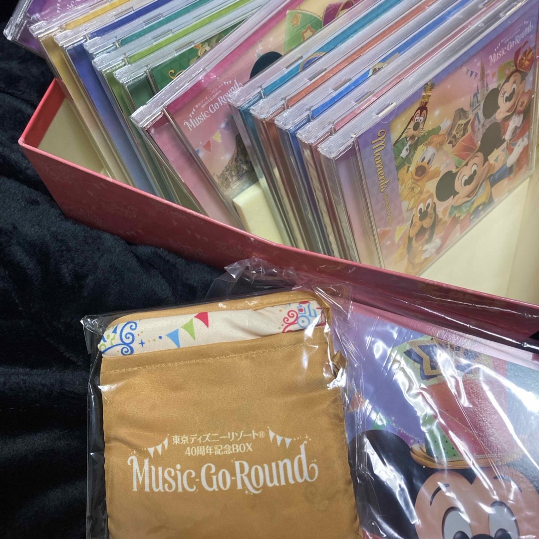 Disney(ディズニー)の新品　東京ディズニーリゾート40周年記念BOX Music-Go-Round エンタメ/ホビーのおもちゃ/ぬいぐるみ(キャラクターグッズ)の商品写真