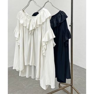 スピックアンドスパン(Spick & Span)のSpick and Span  フリルVネックブラウス(シャツ/ブラウス(長袖/七分))