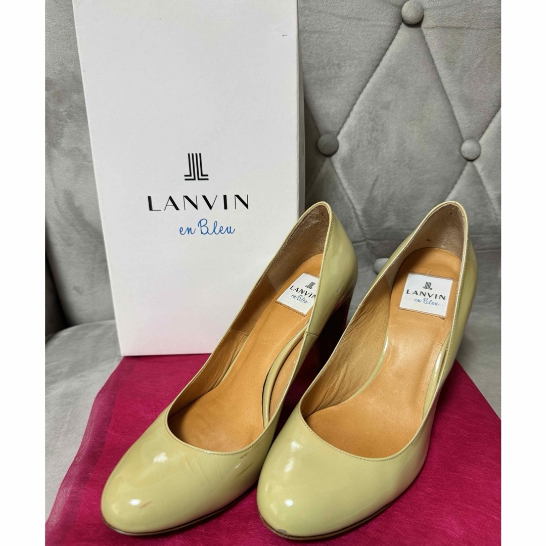 LANVIN en Bleu(ランバンオンブルー)のランバンオンブルー　パテントパンプス エナメルパンプス レディースの靴/シューズ(ハイヒール/パンプス)の商品写真