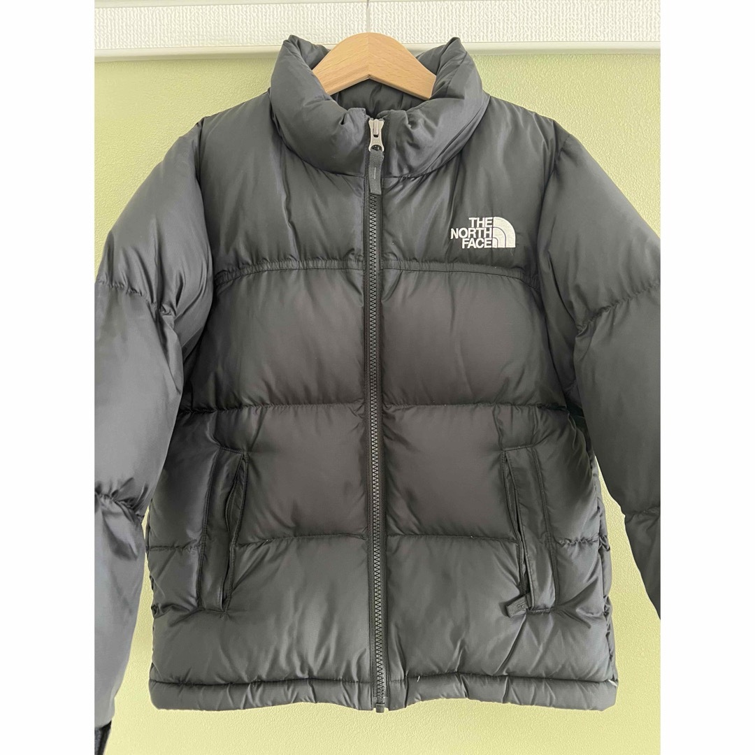 THE NORTH FACE(ザノースフェイス)の美品 キッズ ザノースフェイス ダウンジャケット ブラック 130 キッズ/ベビー/マタニティのキッズ服男の子用(90cm~)(ジャケット/上着)の商品写真