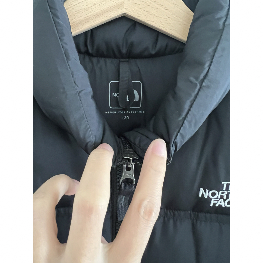 THE NORTH FACE(ザノースフェイス)の美品 キッズ ザノースフェイス ダウンジャケット ブラック 130 キッズ/ベビー/マタニティのキッズ服男の子用(90cm~)(ジャケット/上着)の商品写真