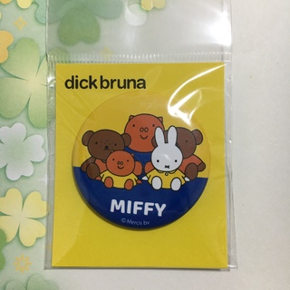 ミッフィー(miffy)のミッフィー  缶バッジ　フレンズ(バッジ/ピンバッジ)