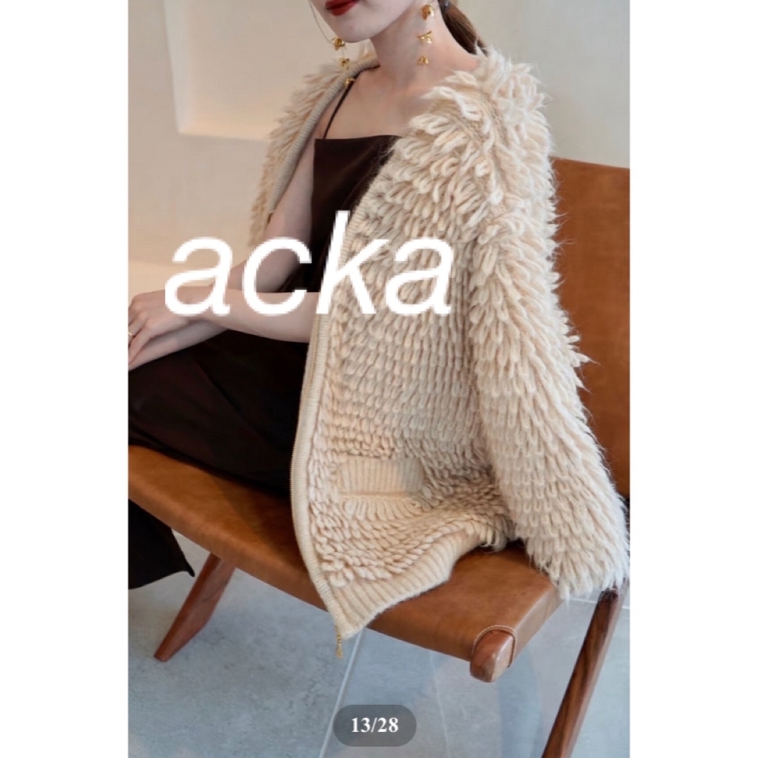 値下げしましたacka loop knit cardigan ( beige )の通販 by