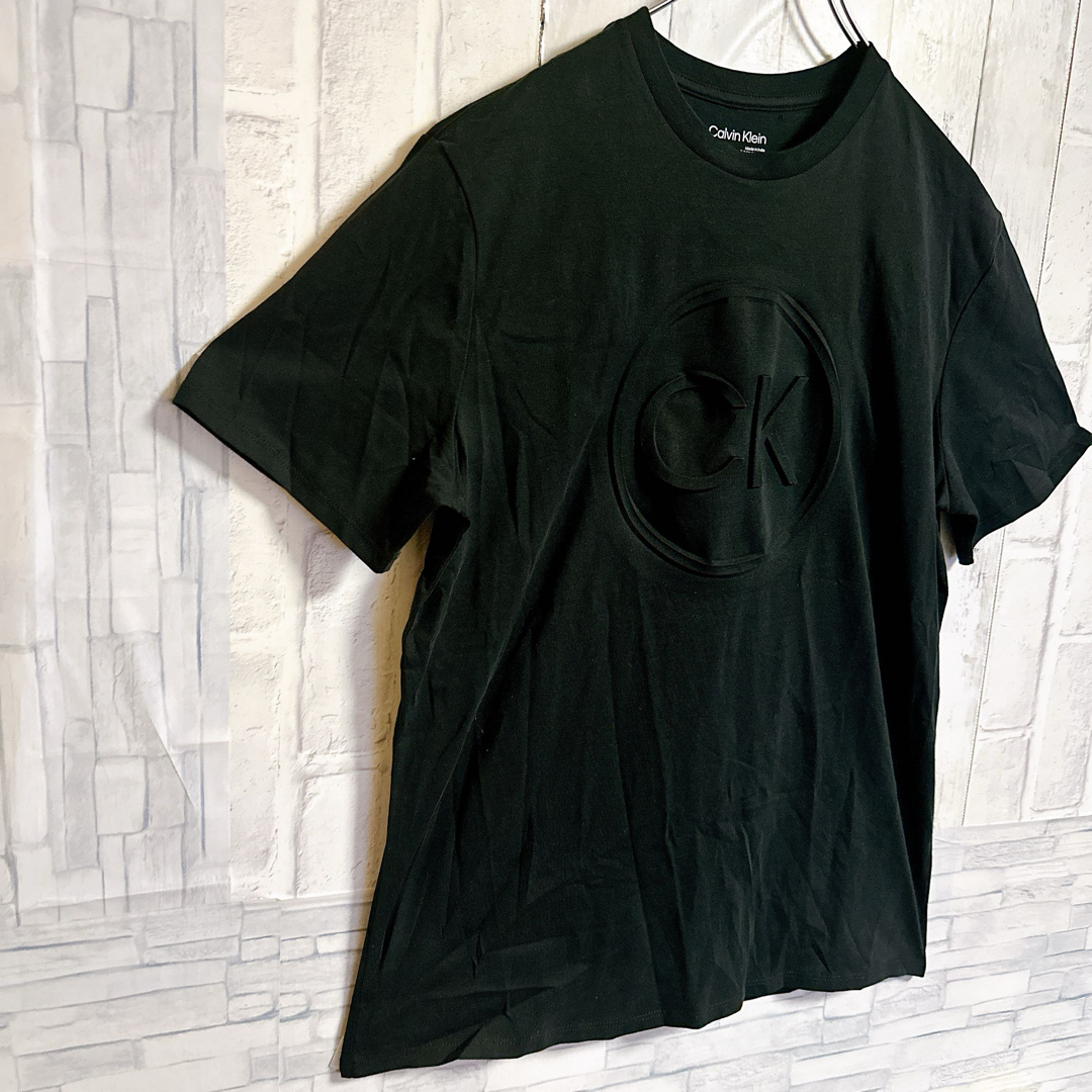 Calvin Klein(カルバンクライン)の【USA輸入】カルバンクライン　Tシャツ 黒　CKロゴ　ユニセックス　Mサイズ レディースのトップス(Tシャツ(半袖/袖なし))の商品写真