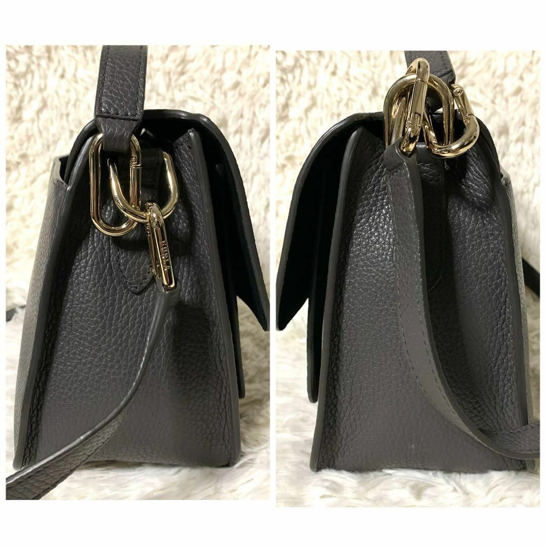 Furla(フルラ)の未使用級✨フルラ ソフィア 2way ショルダーバッグ レザー ロゴ 金具 レディースのバッグ(ショルダーバッグ)の商品写真