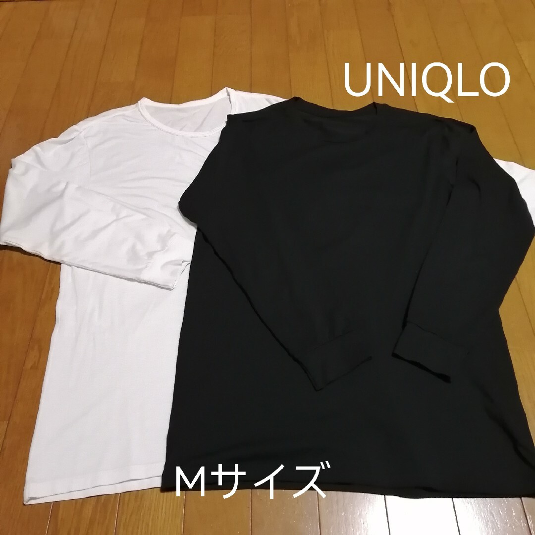 UNIQLO(ユニクロ)のUNIQLO　ヒートテック　メンズ　M　長袖　丸首　白＆黒　2枚　ユニクロ メンズのアンダーウェア(その他)の商品写真