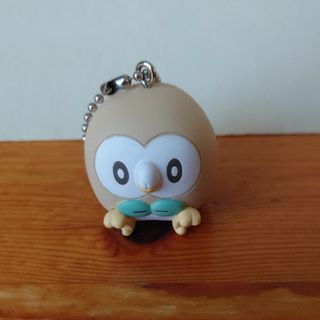 ポケモン(ポケモン)の【未使用】ポケピース　すやすやマスコット　モクロー(キャラクターグッズ)