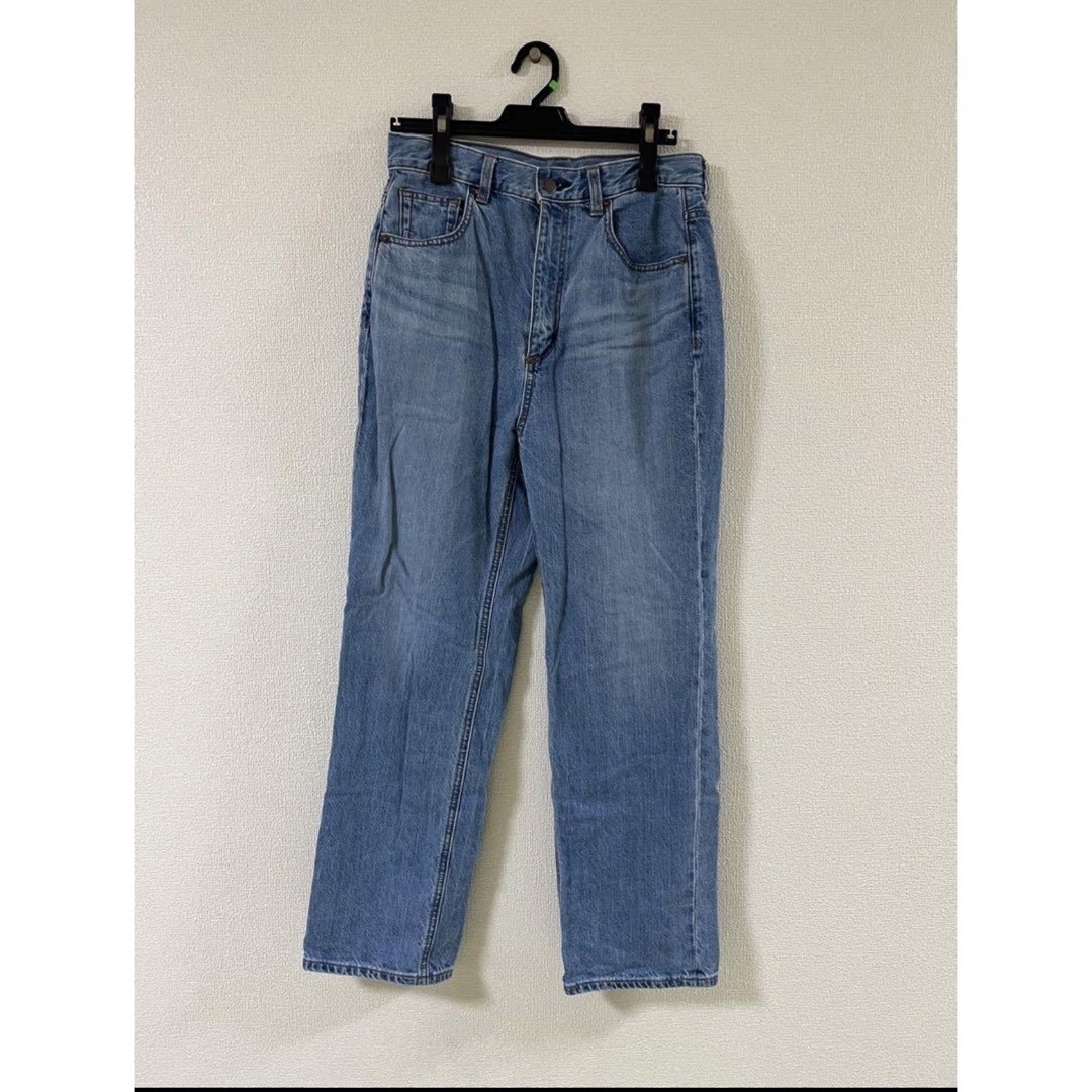 GU ハイウエストストレートジーンズ Lサイズ レディースのパンツ(デニム/ジーンズ)の商品写真