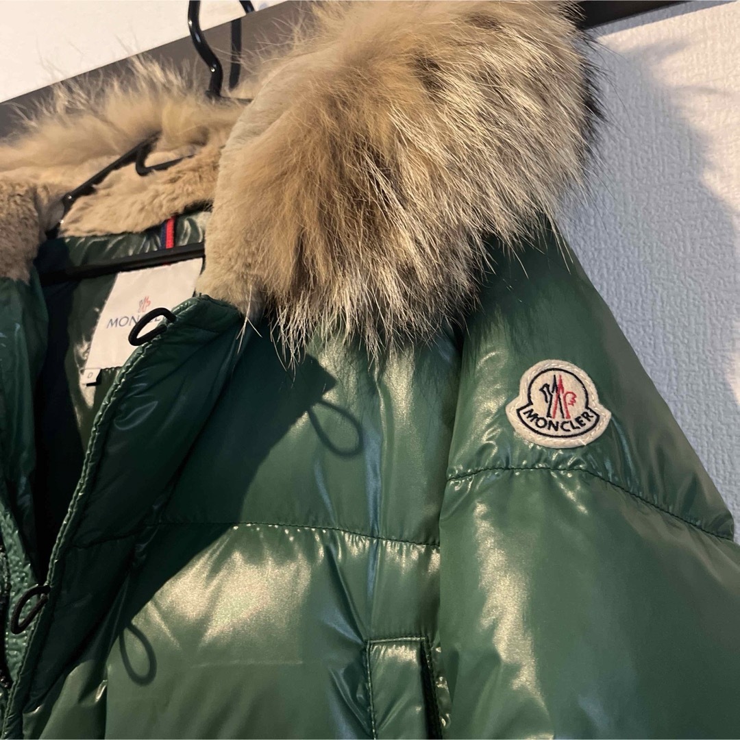 レディースMONCLER ダウンジャケット 緑