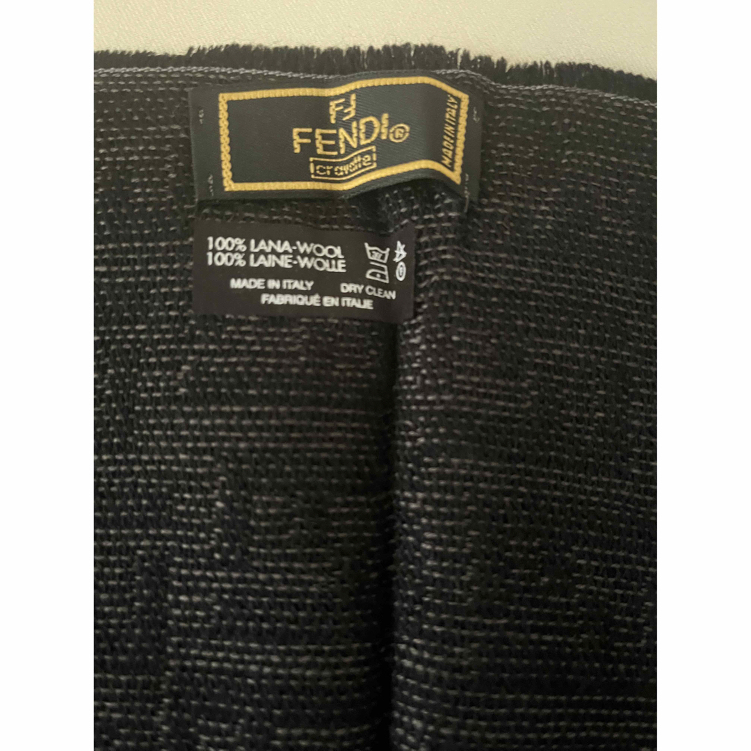 FENDI フェンディ ズッカ柄 マフラー 2点セット グレー系&ブラウン系 FENDI フェンディ ズッカ柄 マフラー 2点セット グレー系&ブラウン系