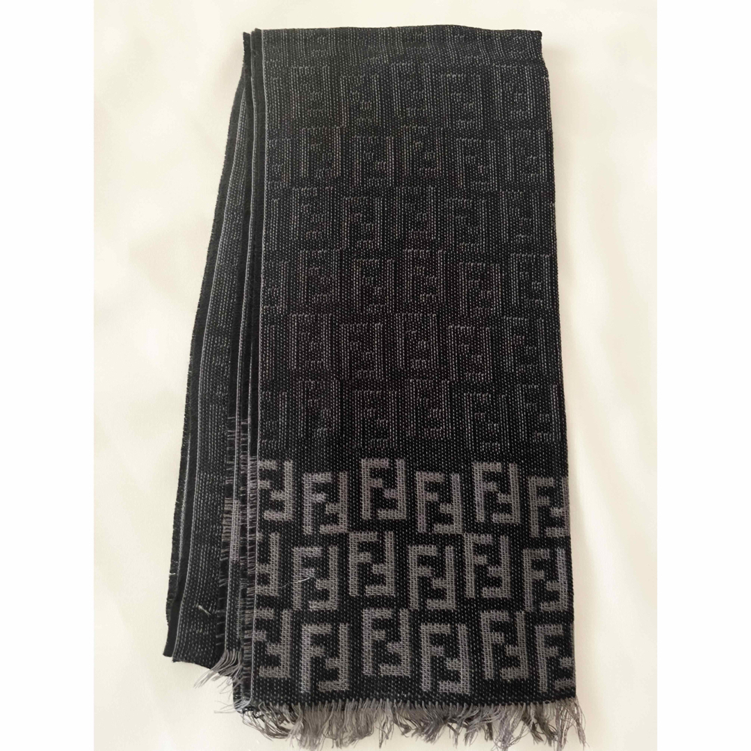 FENDI フェンディ ズッカ柄 マフラー 2点セット グレー系&ブラウン系 FENDI フェンディ ズッカ柄 マフラー 2点セット グレー系&ブラウン系