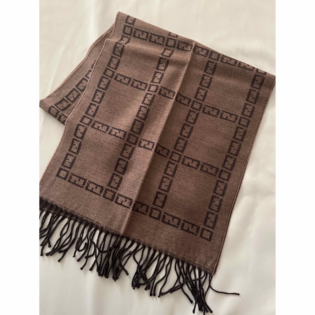 FENDI フェンディ ズッカ柄 マフラー 2点セット グレー系&ブラウン系 FENDI フェンディ ズッカ柄 マフラー 2点セット グレー系&ブラウン系