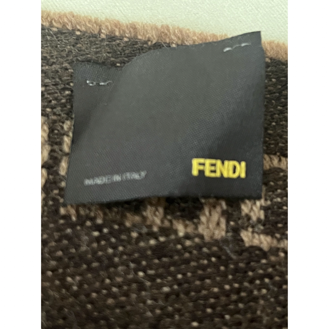 FENDI フェンディ ズッカ柄 マフラー 2点セット グレー系&ブラウン系 FENDI フェンディ ズッカ柄 マフラー 2点セット グレー系&ブラウン系