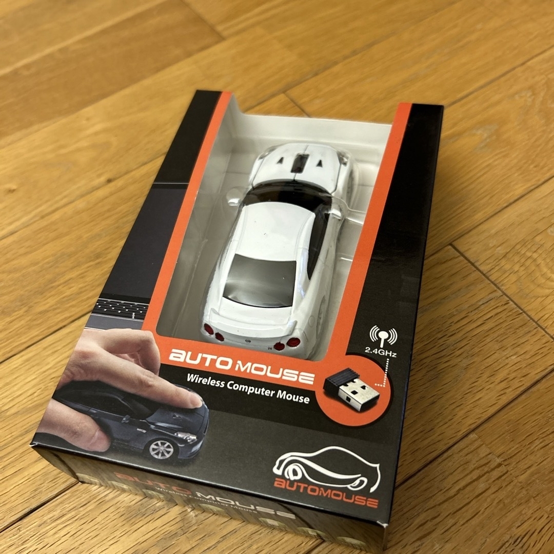 日産スカイライン GT-R (R35)  無線マウス ホワイト スマホ/家電/カメラのPC/タブレット(PC周辺機器)の商品写真