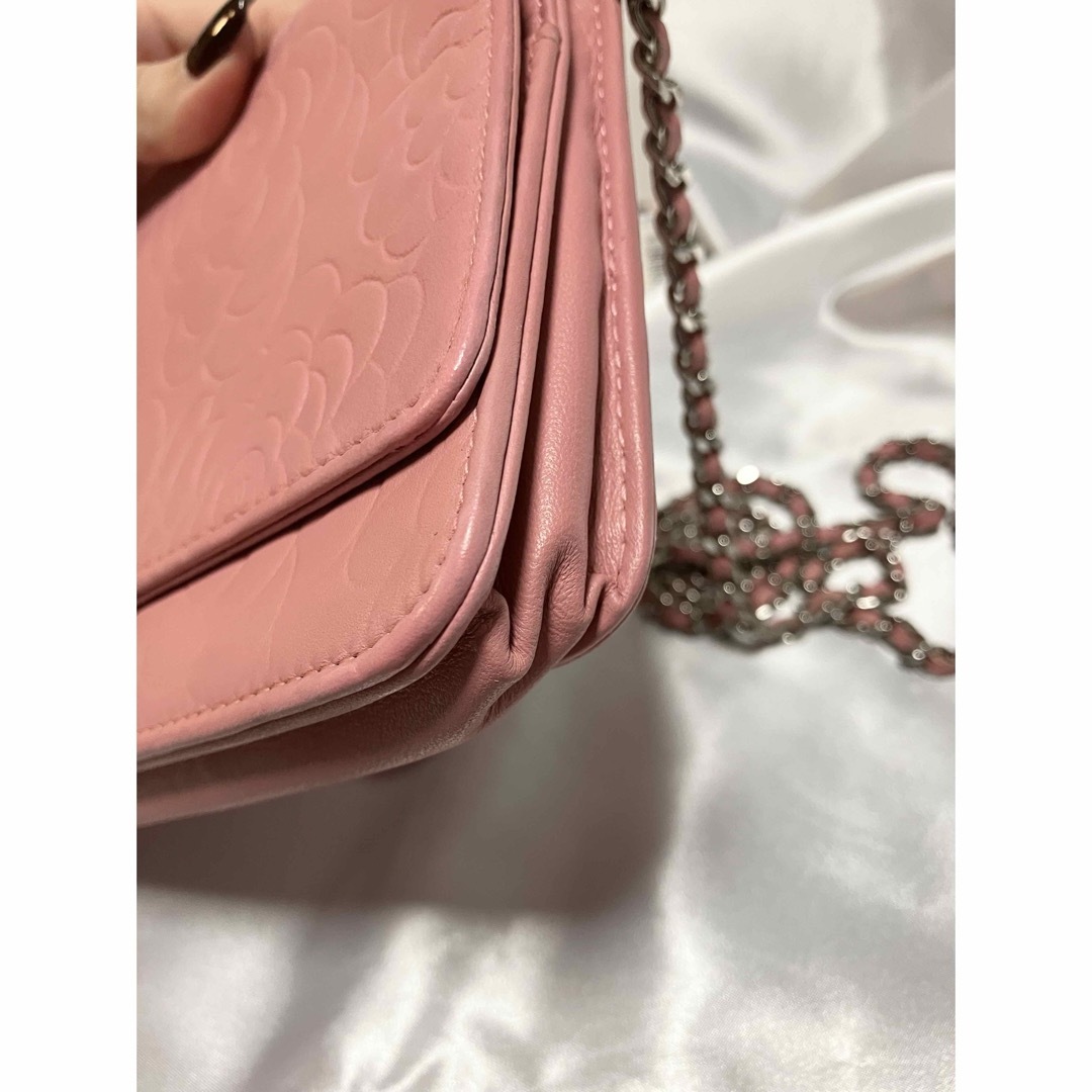 CHANEL - CHANEL シャネル チェーンウォレット カメリア ピンク CHANEL - CHANEL シャネル チェーンウォレット カメリア ピンク