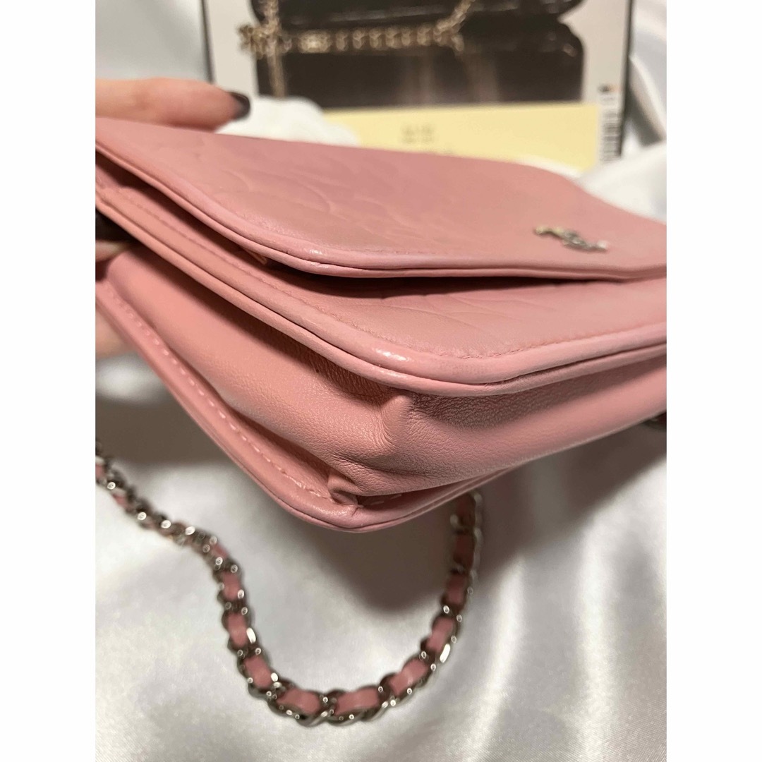 CHANEL - CHANEL シャネル チェーンウォレット カメリア ピンク CHANEL - CHANEL シャネル チェーンウォレット カメリア ピンク