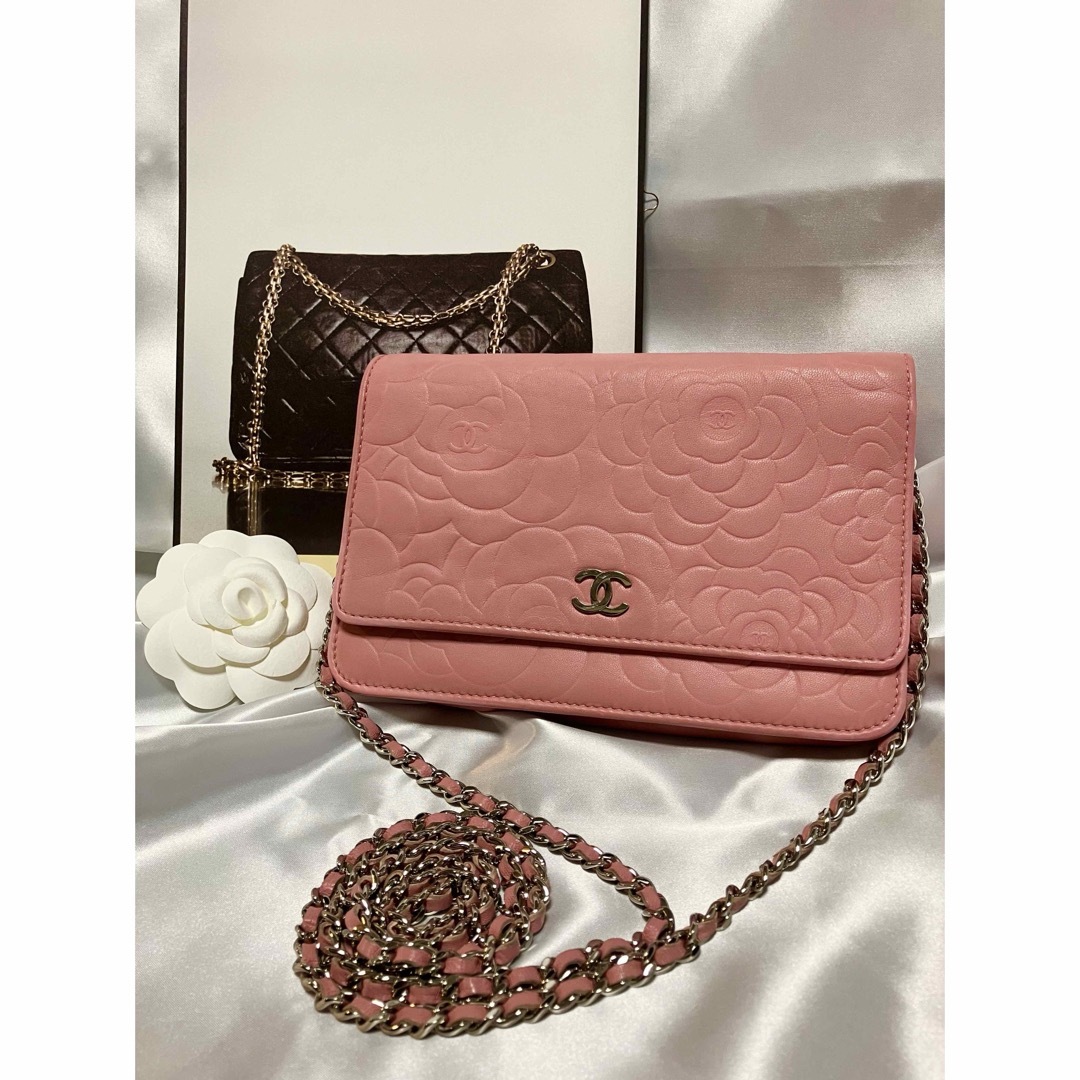 CHANEL - CHANEL シャネル チェーンウォレット カメリア ピンク CHANEL - CHANEL シャネル チェーンウォレット カメリア ピンク
