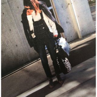 ザラ(ZARA)のZARA コーデュロイ　サロペット(サロペット/オーバーオール)