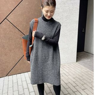 スピックアンドスパン(Spick & Span)のマイこ様専用　2点お纏め美品　スピック＆スパン　リブニットロングベスト　グレー系(ベスト/ジレ)