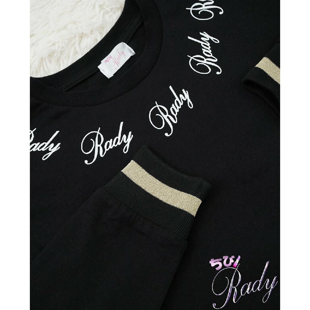 Rady(レディー)のちびRady　新品未使用　S ロゴロングtシャツ キッズ/ベビー/マタニティのキッズ服女の子用(90cm~)(Tシャツ/カットソー)の商品写真