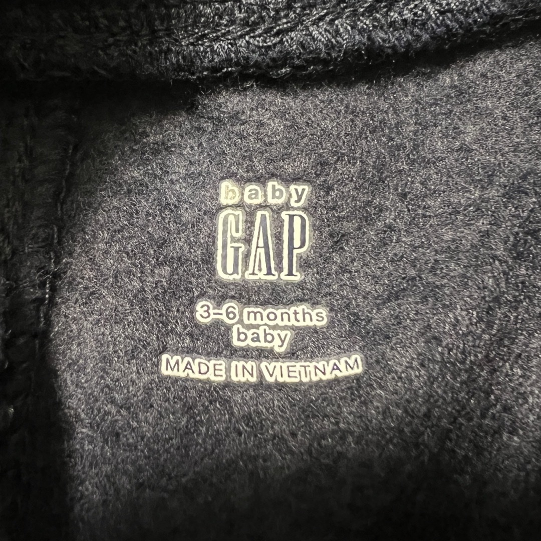 babyGAP(ベビーギャップ)のbabyGAP 上下セット品 キッズ/ベビー/マタニティのベビー服(~85cm)(Ｔシャツ)の商品写真