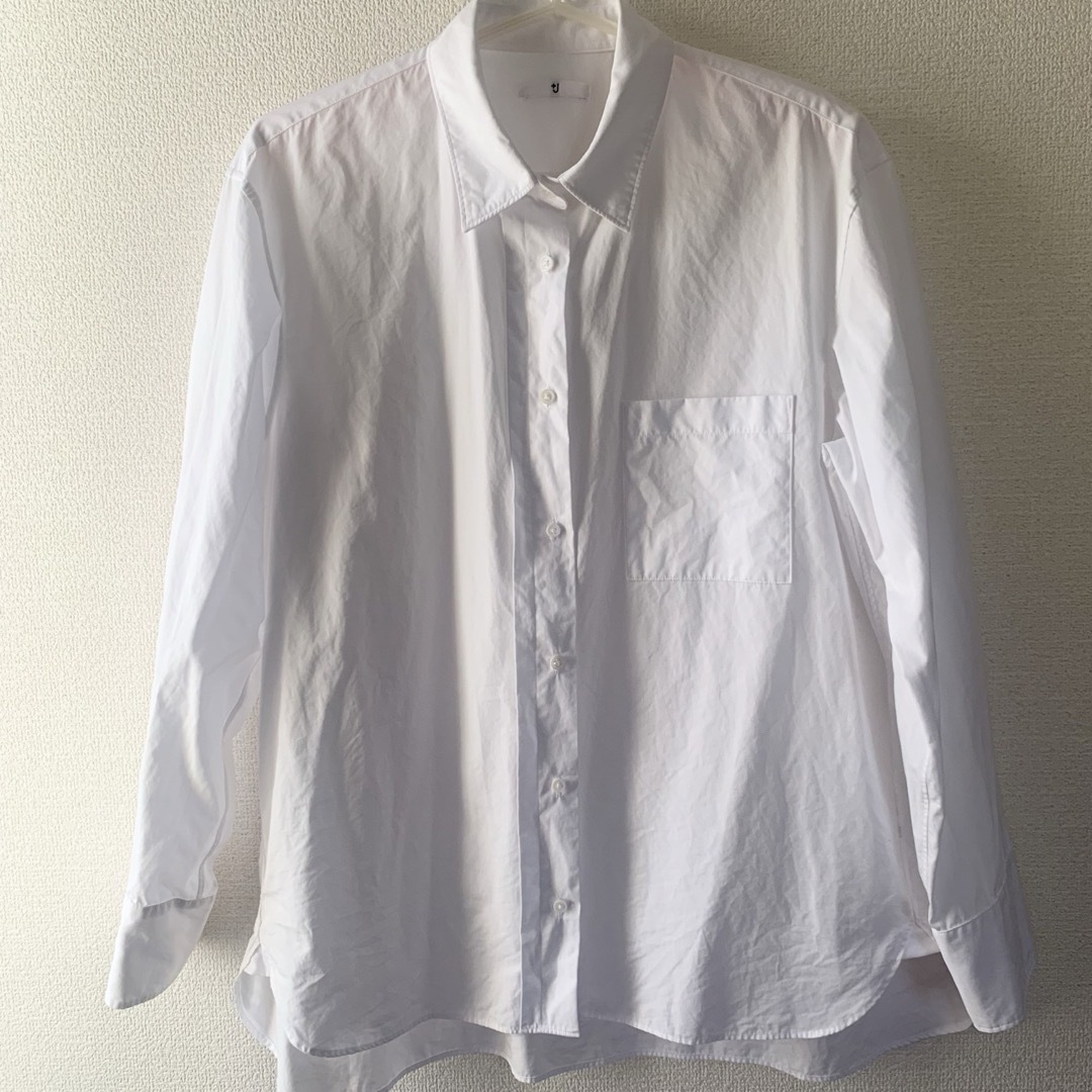 UNIQLO(ユニクロ)のユニクロ　UNIQLO ホワイトシャツ メンズのトップス(シャツ)の商品写真
