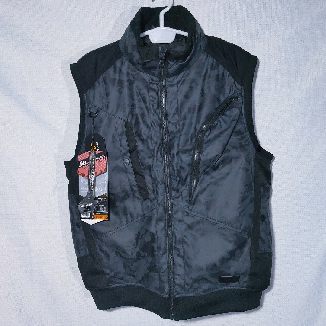 新品 ライダースベスト XL NZカモフラ プロコア ワークマン ウォームベスト メンズのジャケット/アウター(ダウンベスト)の商品写真