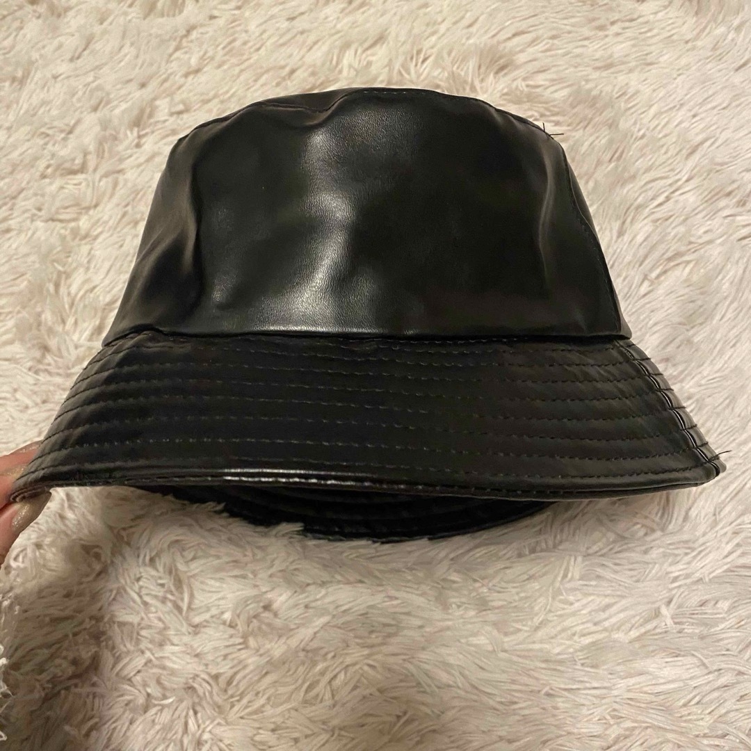 レザーバケットハット レディースの帽子(ハット)の商品写真