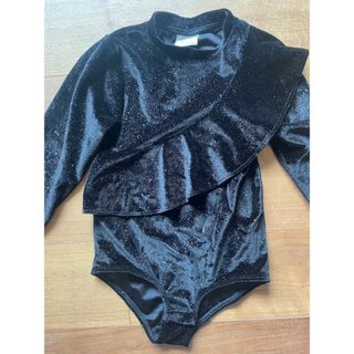 ザラキッズ(ZARA KIDS)のほとんど新品　超可愛いZARA ガールズ　ブラックラメ　トップス 6Y(ブラウス)