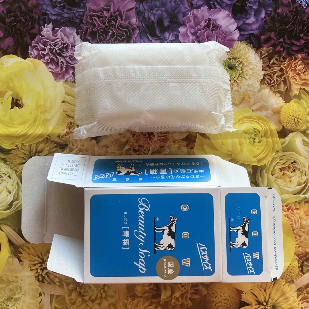 牛乳石鹸(ギュウニュウセッケン)の牛乳石鹸　青箱　まとめ売り　1月 コスメ/美容のボディケア(ボディソープ/石鹸)の商品写真