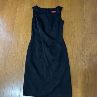 イング(INGNI)の【美品】INGNIひざ下丈タイト黒ワンピ7から9号(ひざ丈ワンピース)