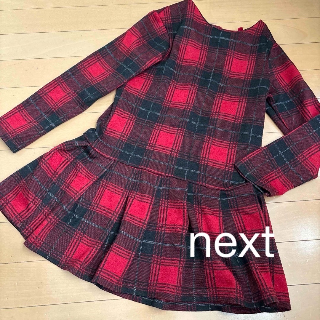 NEXT(ネクスト)のnext 赤チェックワンピース　134cm 9yrs キッズ/ベビー/マタニティのキッズ服女の子用(90cm~)(ワンピース)の商品写真