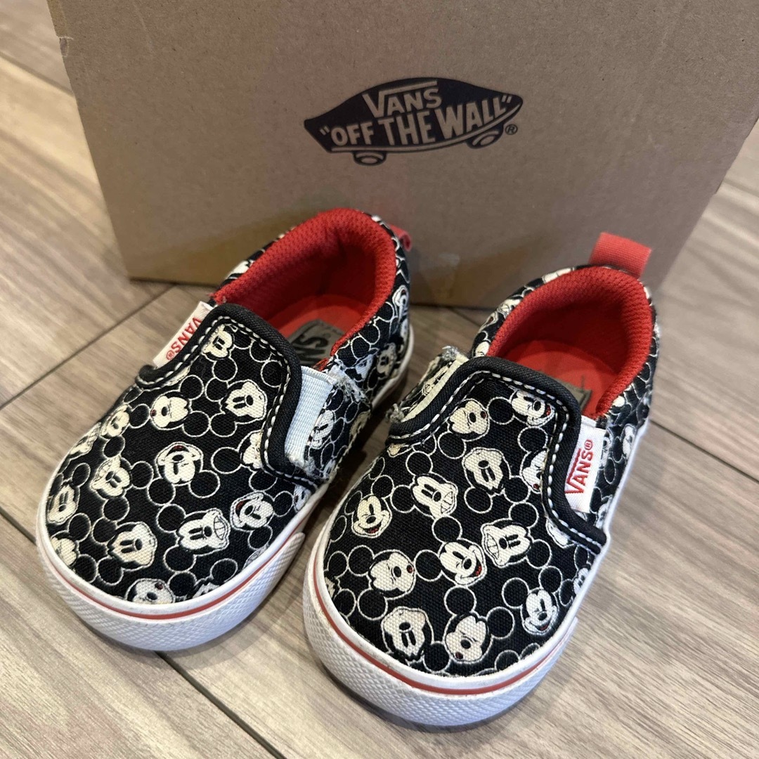 VANS(ヴァンズ)のVANS スニーカー　スリッポン12センチ キッズ/ベビー/マタニティのベビー靴/シューズ(~14cm)(スニーカー)の商品写真